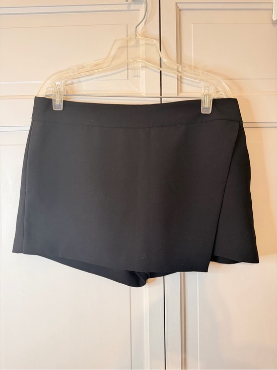 J. Crew Pants - J. Crew Tailored Black Skort
